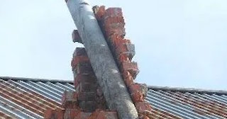 Демонтаж дымохода в частном доме по выгодной цене от 578 рублей | Сварной-Плс