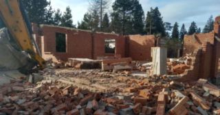 Демонтаж 1 этажного дома Полысаево, цена от 1628 руб.