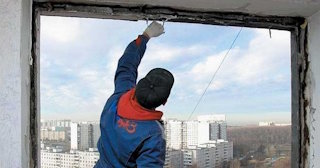 Демонтаж остекления балкона в Полысаево - цена от 578 руб. - Сварной-Плс