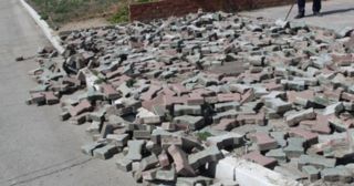 Демонтаж тротуарной плитки Полысаево, цена от 2992 руб.